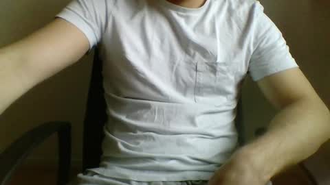 Snapshot of loxygen chatting on 8, 1, 2025 loxygen online show from 8, 1, 2025