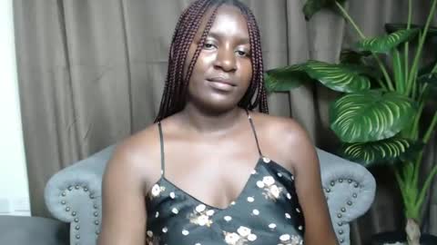 Snapshot of loyalcutie chatting on 25, 1, 2025 loyalcutie online show from 25, 1, 2025