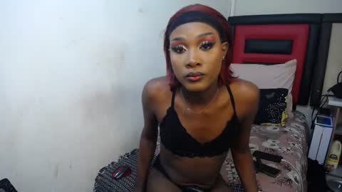 Snapshot of lsnnickykhanyile chatting on 12, 6, 2026 lsnnickykhanyile online show from 12, 6, 2026