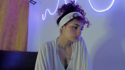 Snapshot of luaar_moon chatting on 13, 1, 2026 Jenn online show from 13, 1, 2026