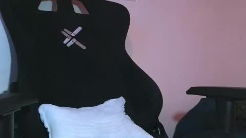   online show from 23, 12, 2025