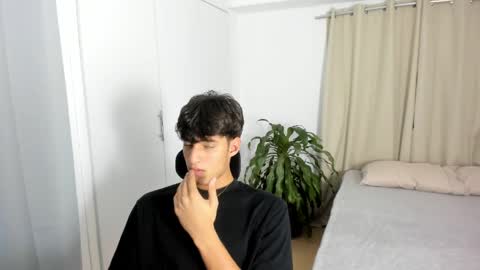 lucacosta19 online show from 1, 5, 2026