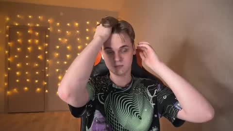 Snapshot of lucas_dany chatting on 12, 1, 2025 Lucas Gill online show from 12, 1, 2025