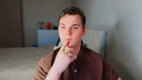 Lucas Gill online show from 11, 2, 2026