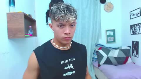 Lucas Luxx online show from 8, 10, 2025