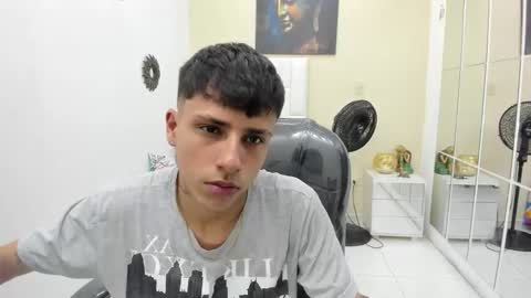 Snapshot of lucas_rivass chatting on 19, 11, 2025 LUCAS RIVAS online show from 19, 11, 2025