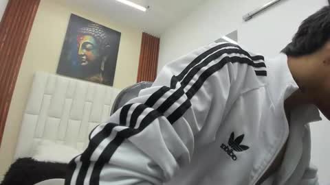 Snapshot of lucas_rivass chatting on 14, 12, 2025 LUCAS RIVAS online show from 14, 12, 2025