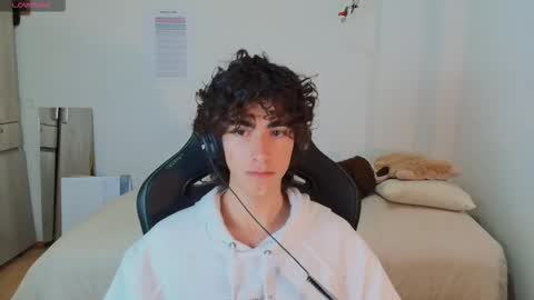 lucas_xo online show from 15, 2, 2026