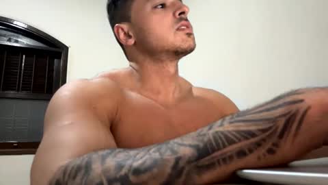 lucasfit24 online show from 20, 2, 2025