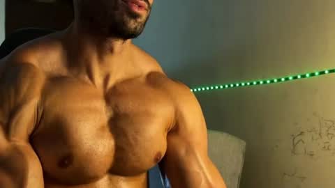 Snapshot of lucasfit24 chatting on 1, 8, 2026 lucasfit24 online show from 1, 8, 2026