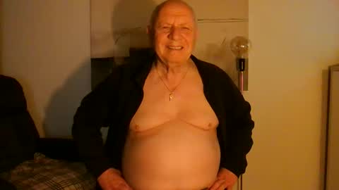 lucbottom031249 online show from 15, 4, 2026