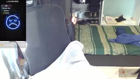 Luchi Luchano online show from 2, 12, 2025