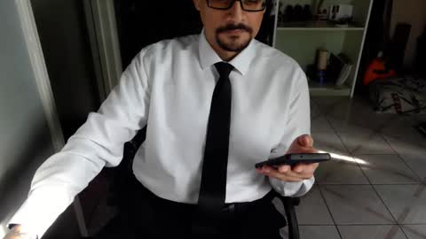 Luchi Luchano online show from 18, 12, 2025