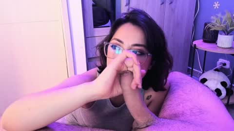 Snapshot of luci_fer15 chatting on 2, 2, 2025 Luci y Fer online show from 2, 2, 2025