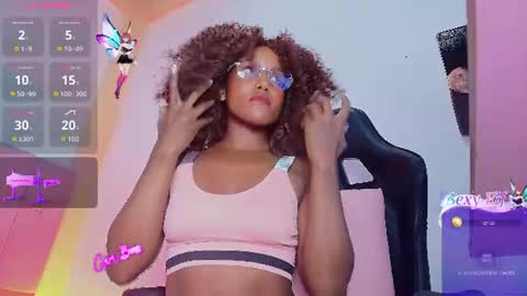 Snapshot of lucia01m chatting on 20, 6, 2026 lucia01m online show from 20, 6, 2026