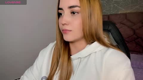 lucia star  online show from 9, 12, 2024