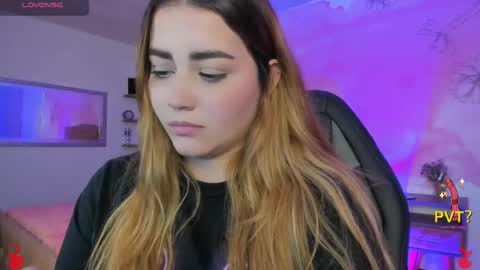 lucia star  online show from 14, 2, 2025