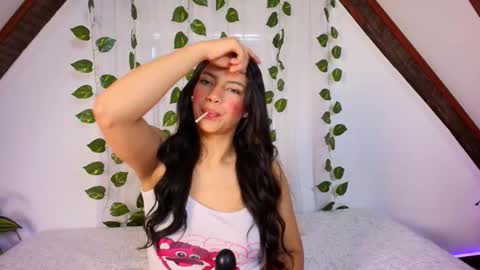 lucia_sweeet online show from 27, 11, 2025