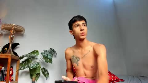 Snapshot of lucian_davii chatting on 10, 7, 2026 Pirulo online show from 10, 7, 2026