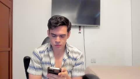 Snapshot of lucian_gomez chatting on 17, 10, 2025 Lucian Gomez online show from 17, 10, 2025
