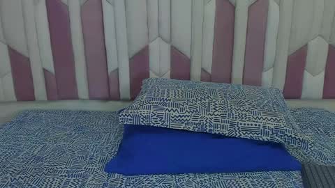 instagram luciana417  online show from 17, 1, 2025