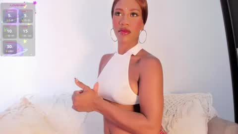Snapshot of lucianam_13 chatting on 11, 7, 2026 LucianaM online show from 11, 7, 2026