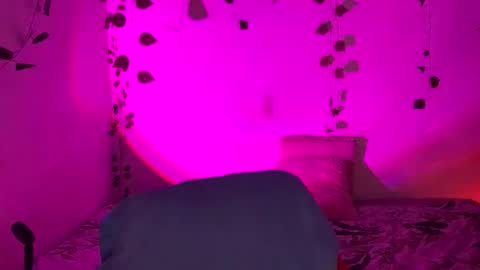 Snapshot of lucianromeo17 chatting on 18, 3, 2026 Lucy or Lucian 3 Come to my social Links3 online show from 18, 3, 2026