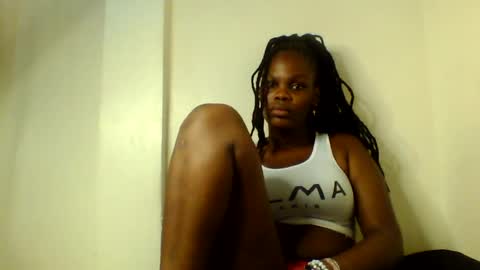 Snapshot of luciaresa chatting on 23, 7, 2026 luciaresa online show from 23, 7, 2026