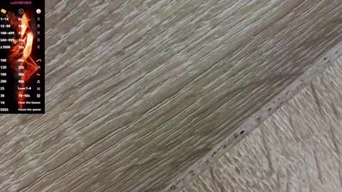 Lucie   online show from 8, 1, 2025