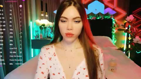 Snapshot of lucifiella chatting on 25, 9, 2025 MimiFors online show from 25, 9, 2025