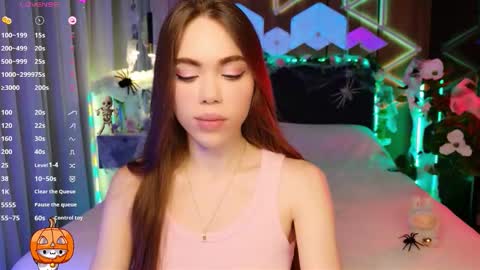 Snapshot of lucifiella chatting on 24, 10, 2025 MimiFors online show from 24, 10, 2025