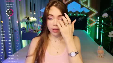 Snapshot of lucifiella chatting on 29, 10, 2025 MimiFors online show from 29, 10, 2025