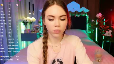 Snapshot of lucifiella chatting on 24, 11, 2025 MimiFors online show from 24, 11, 2025