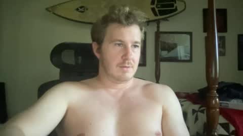 Snapshot of luckboy698 chatting on 3, 11, 2025 luckboy698 online show from 3, 11, 2025