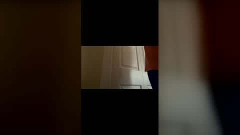 Snapshot of luckboy698 chatting on 2, 12, 2025 luckboy698 online show from 2, 12, 2025