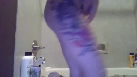 prettybaby1012 online show from 6, 1, 2025