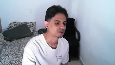 Snapshot of lucky_badboy chatting on 4, 2, 2025 Lucky online show from 4, 2, 2025