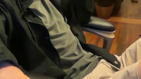 Snapshot of lucky_bme chatting on 2, 5, 2026 lucky_bme online show from 2, 5, 2026