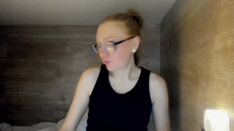 Snapshot of lucky_licky20 chatting on 15, 1, 2025 lucky_licky20 online show from 15, 1, 2025