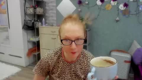lucky_licky20 online show from 18, 1, 2026