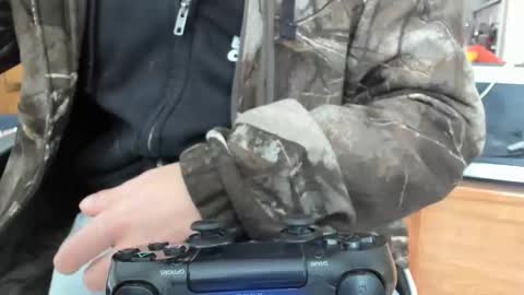 Snapshot of luckydrakex chatting on 15, 12, 2025 Lucky online show from 15, 12, 2025