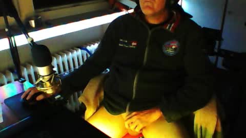        call me  Stefan online show from 12, 9, 2025