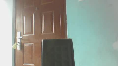 Snapshot of luckymadequeen chatting on 14, 1, 2025 Gloria online show from 14, 1, 2025