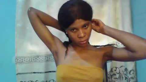 Snapshot of luckymadequeen chatting on 20, 1, 2025 Gloria online show from 20, 1, 2025