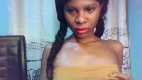 Snapshot of luckymadequeen chatting on 21, 1, 2025 Gloria online show from 21, 1, 2025