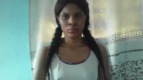 Snapshot of luckymadequeen chatting on 12, 2, 2025 Gloria online show from 12, 2, 2025