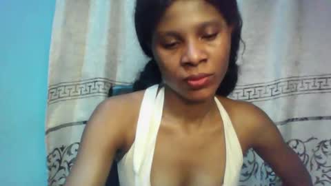 Snapshot of luckymadequeen chatting on 14, 2, 2025 Gloria online show from 14, 2, 2025