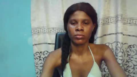 Snapshot of luckymadequeen chatting on 22, 2, 2025 Gloria online show from 22, 2, 2025