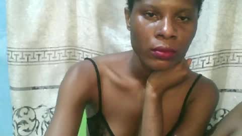 Snapshot of luckymadequeen chatting on 26, 6, 2026 Gloria online show from 26, 6, 2026