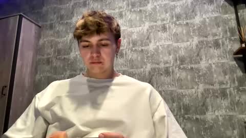 Snapshot of luckymenchik chatting on 14, 11, 2025 Ricky online show from 14, 11, 2025